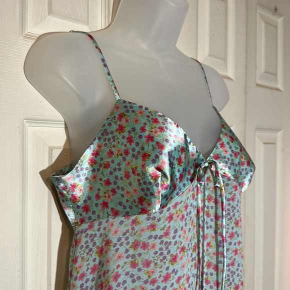 Victoria's Secret Vintage 1990s Y2K Blue Floral Open Front Satin Cami Top Medium - Picture 7 of 16